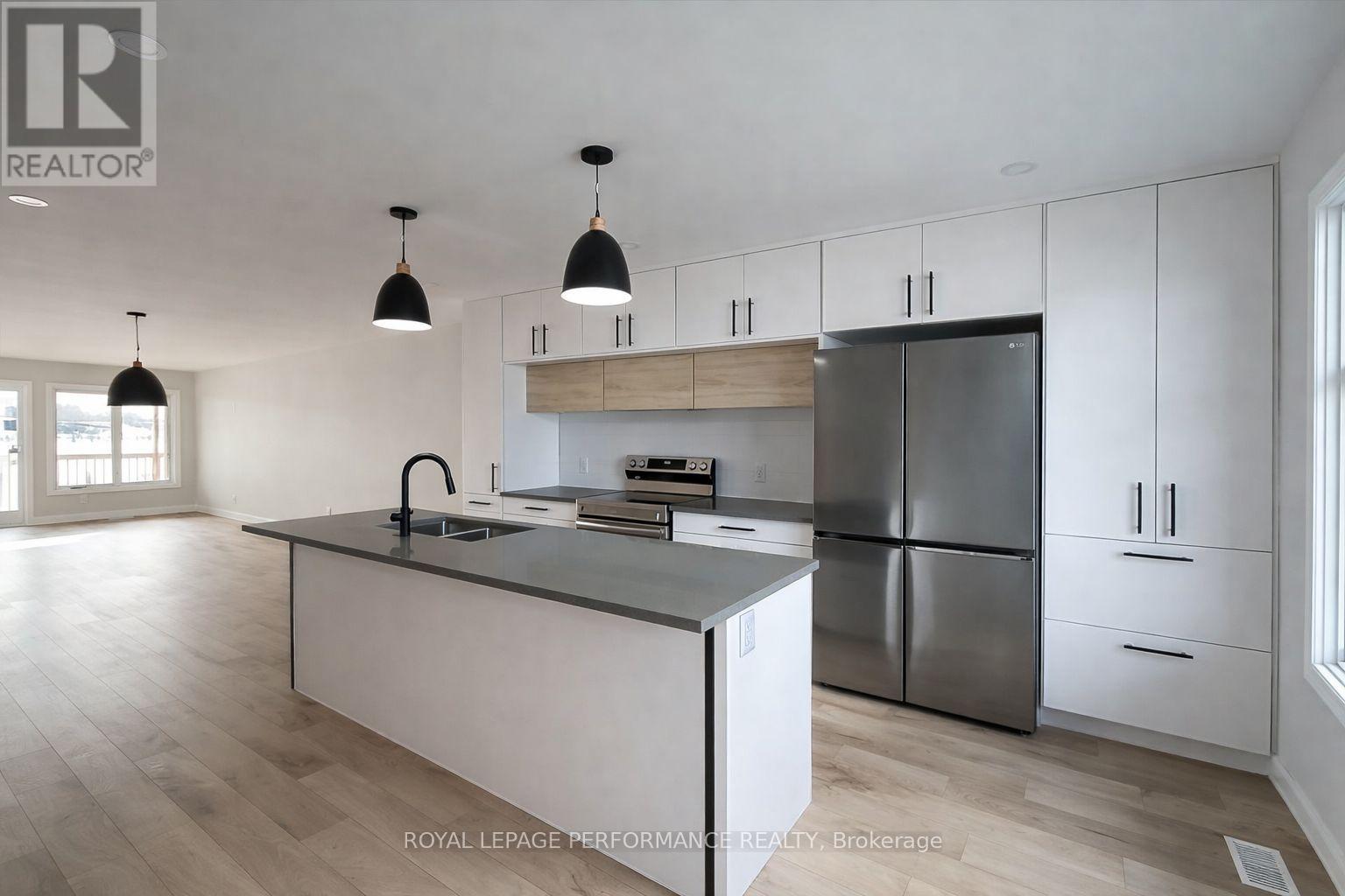 3676-3678 Front Road, Hawkesbury, Ontario  K6A 2T4 - Photo 5 - X12714088