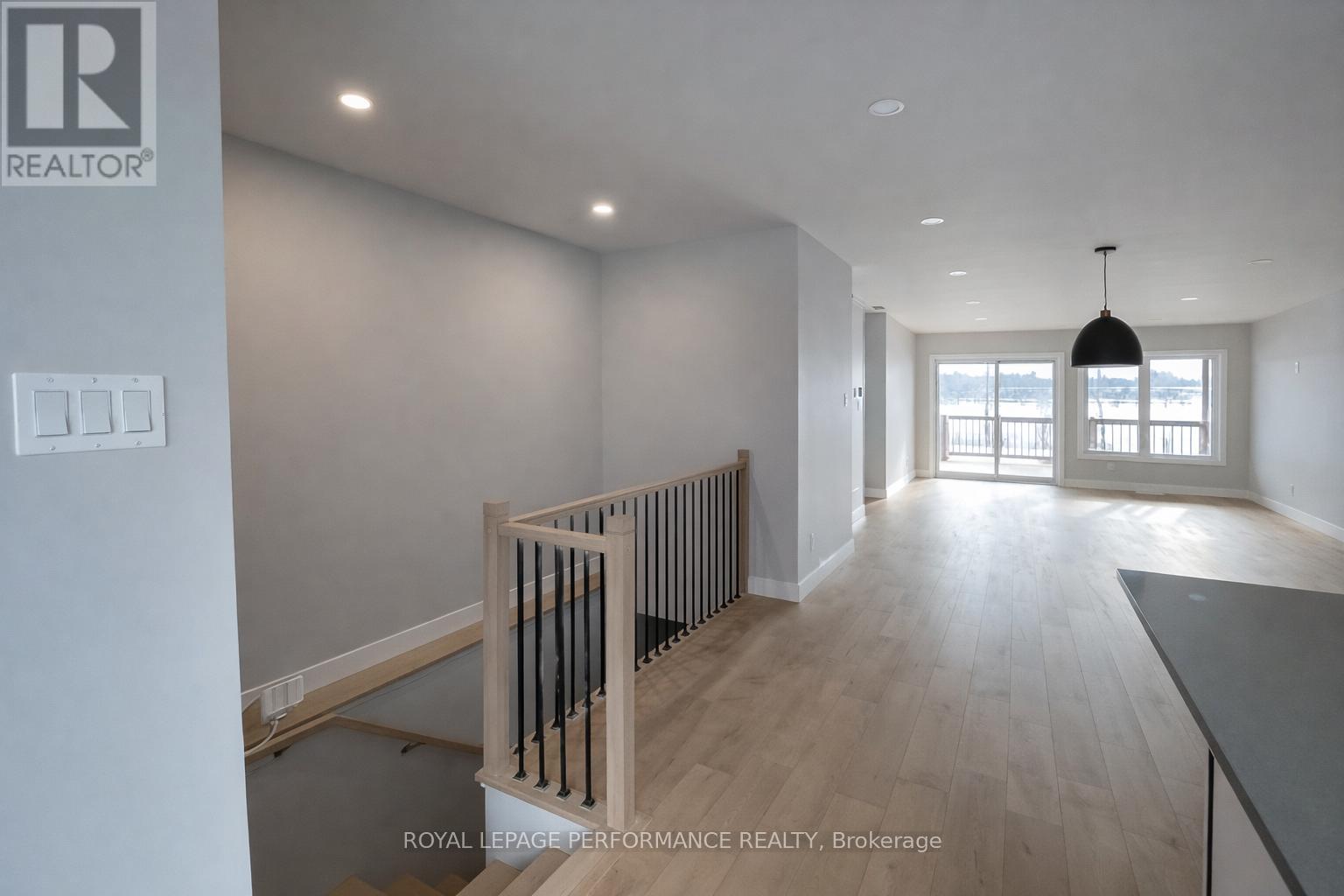 3676-3678 Front Road, Hawkesbury, Ontario  K6A 2T4 - Photo 4 - X12714088