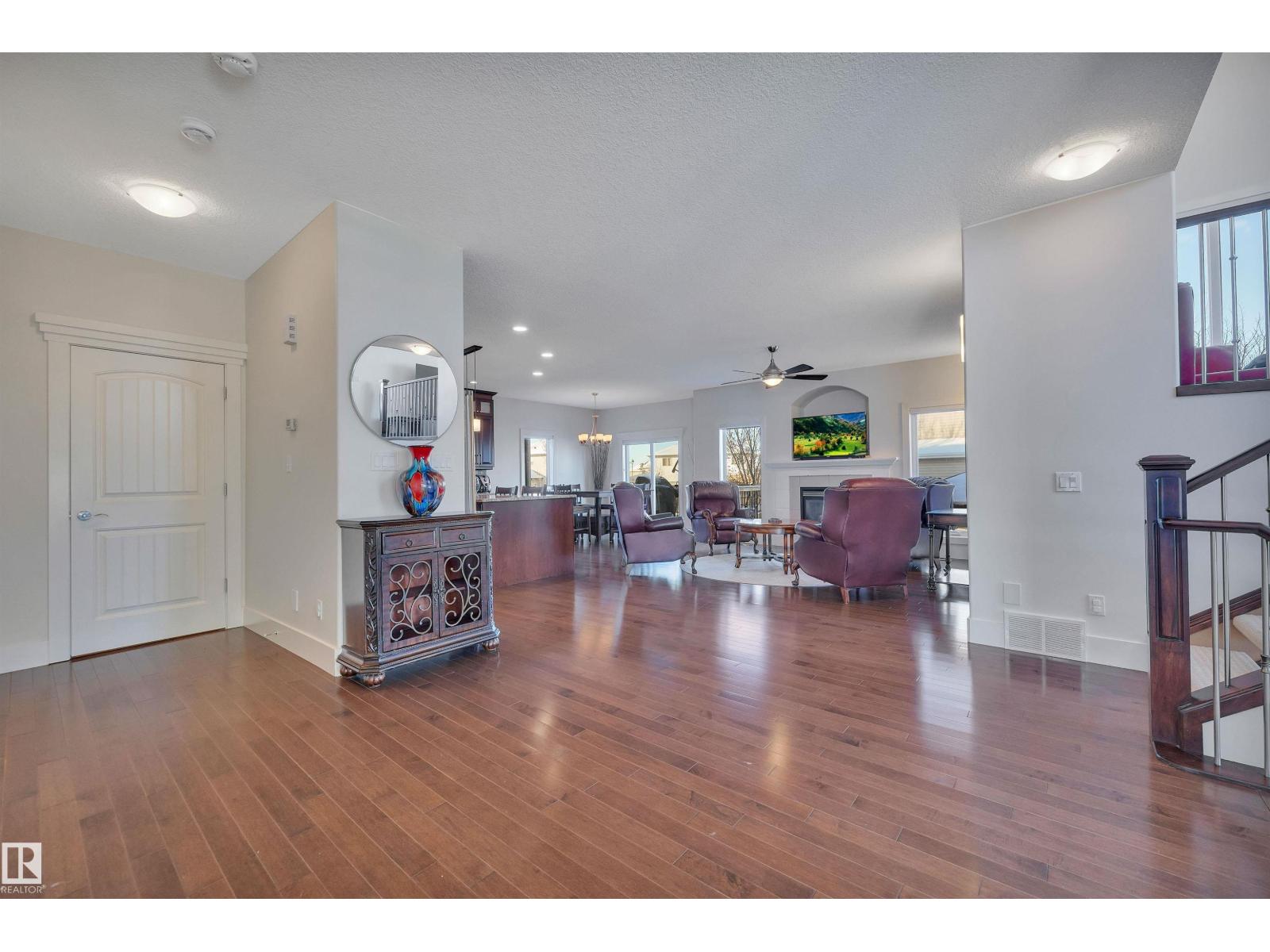 102 Lakewood Cl, Beaumont, Alberta  T4X 0B5 - Photo 9 - E4470547