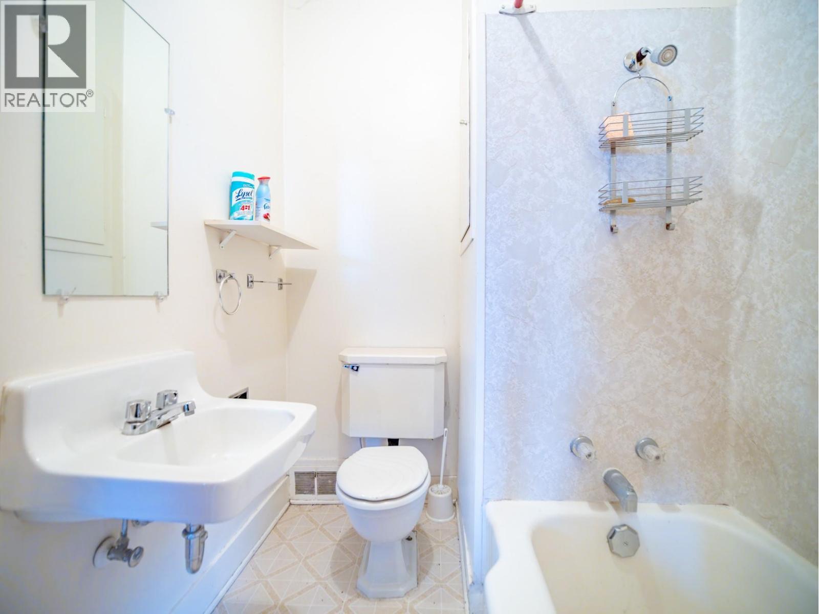 59 St Paul West Street W, Kamloops, British Columbia  V2C 1E9 - Photo 28 - 10373244