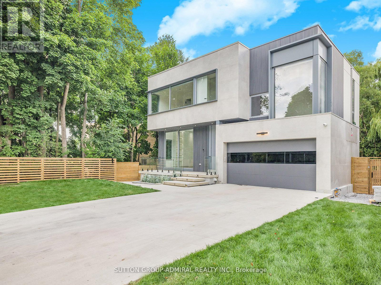 157 OLD FOREST HILL ROAD, Toronto, Ontario