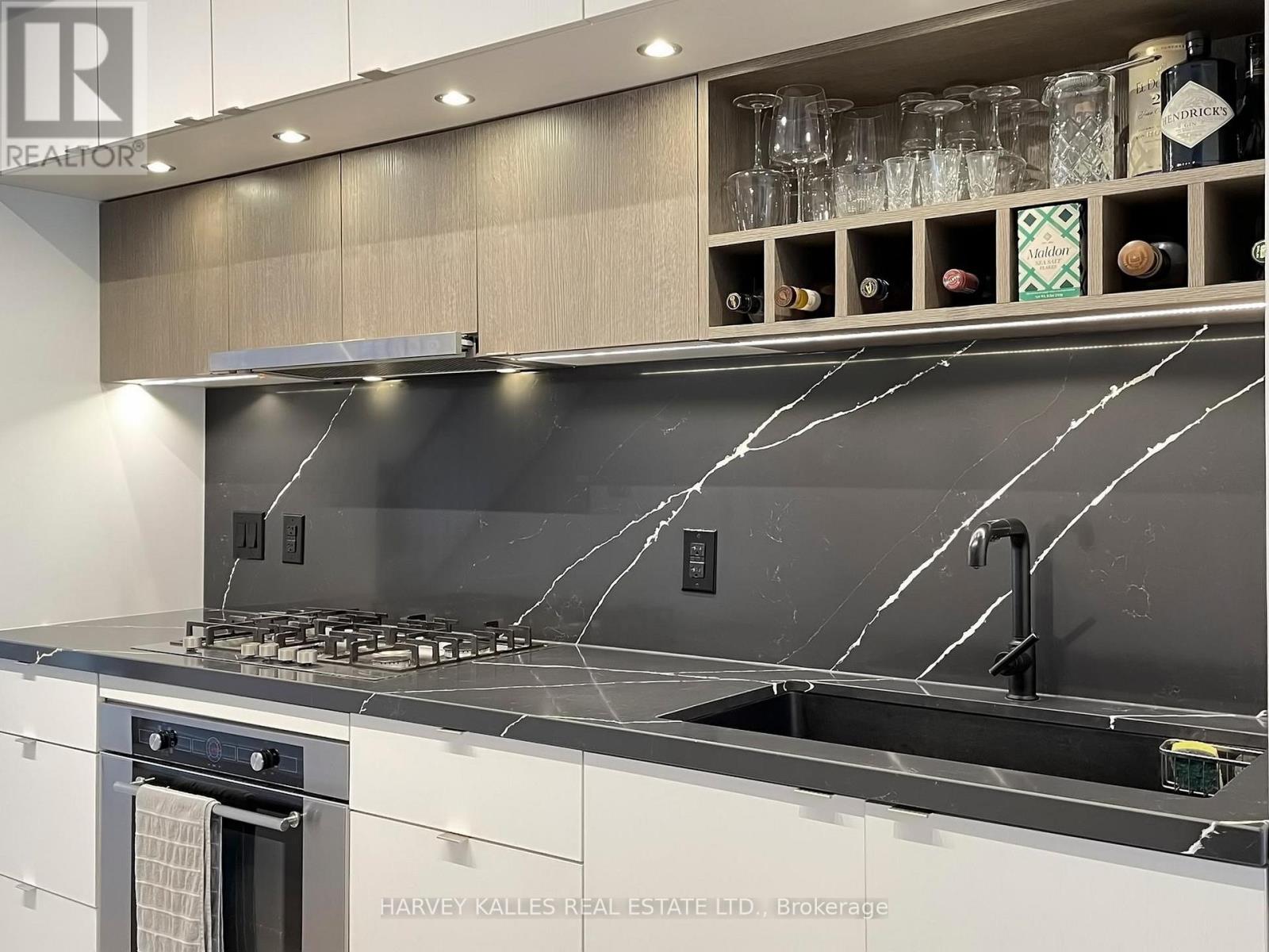 Th111 - 138 St Helens Avenue, Toronto, Ontario  M6H 0B8 - Photo 10 - C12713986