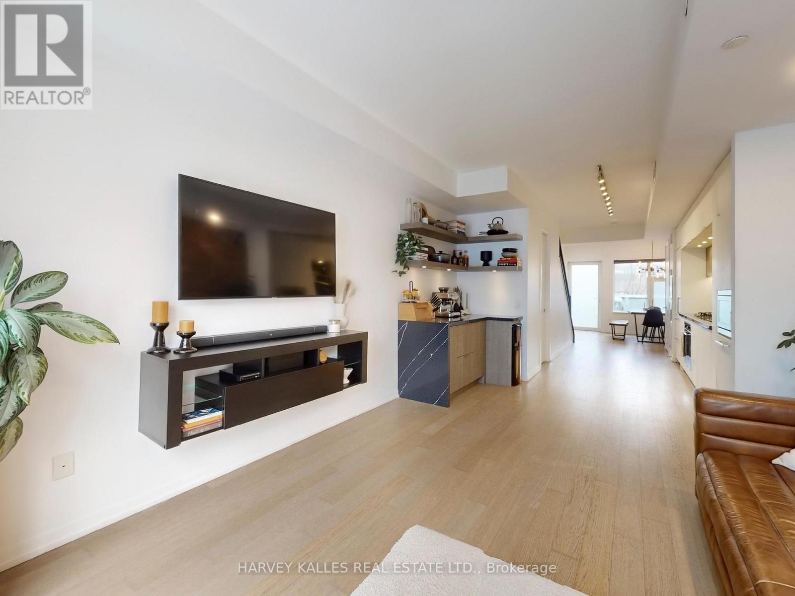 Th111 - 138 St Helens Avenue, Toronto, Ontario  M6H 0B8 - Photo 6 - C12713986