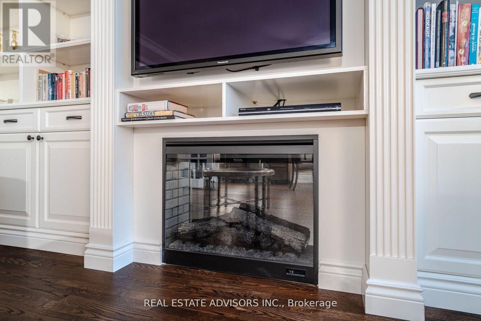 309 - 75 York Mills Road, Toronto, Ontario  M2P 2E7 - Photo 17 - C12714072