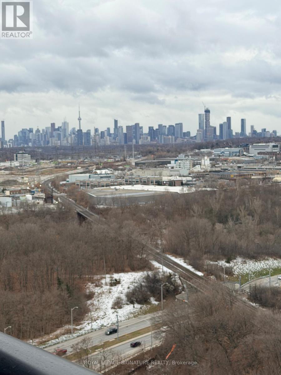 2016 - 1 Quarrington Lane, Toronto, Ontario  M3C 1H7 - Photo 10 - C12714094