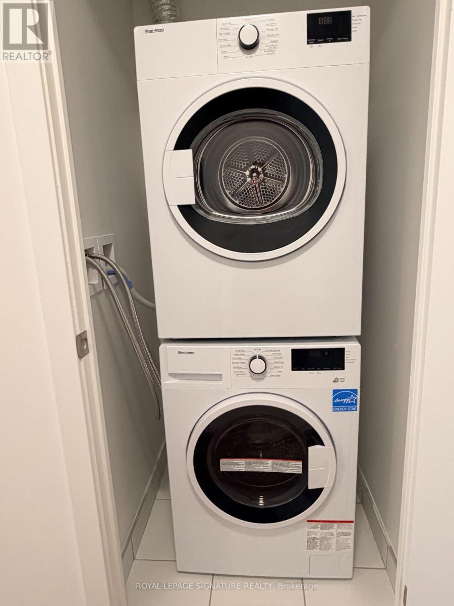 2016 - 1 Quarrington Lane, Toronto, Ontario  M3C 1H7 - Photo 9 - C12714094