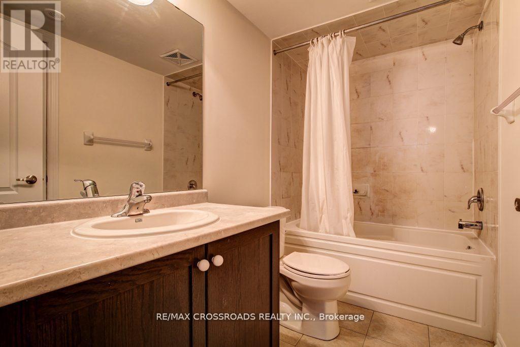 5 - 37 Drewry Avenue, Toronto, Ontario  M2M 1C9 - Photo 3 - C12714116