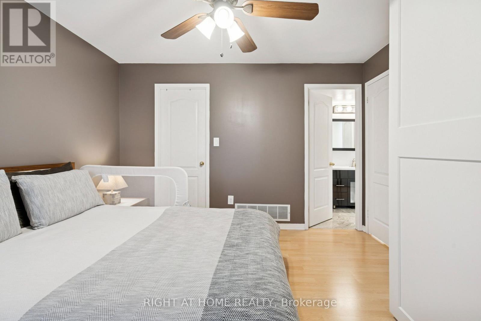 A30 - 108 Finch Avenue W, Toronto, Ontario  M2N 6W6 - Photo 22 - C12714120