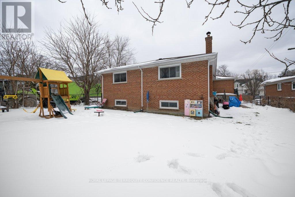 473 Hounslow Avenue, Toronto, Ontario  M2R 1H9 - Photo 25 - C12714164