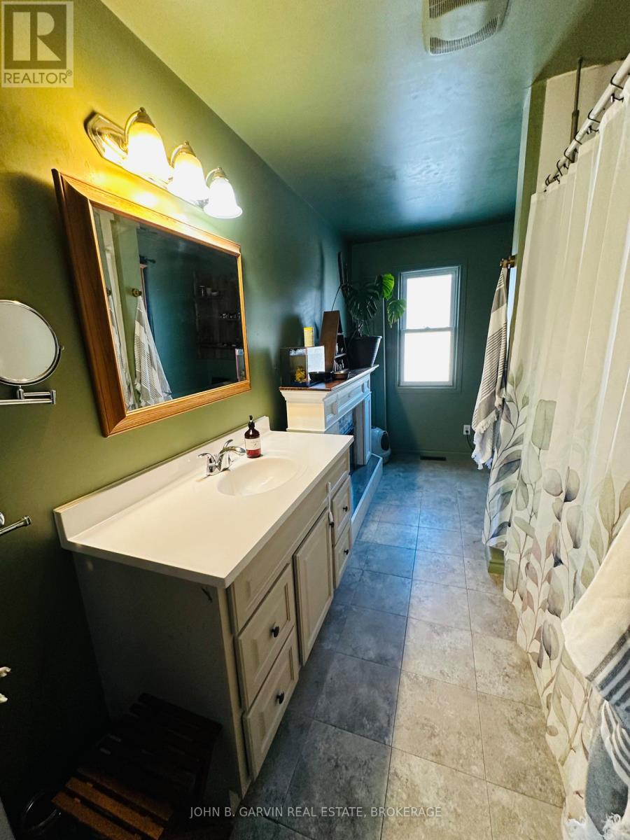 4376 William Street, Frontenac, Ontario  K0H 1V0 - Photo 18 - X12714166