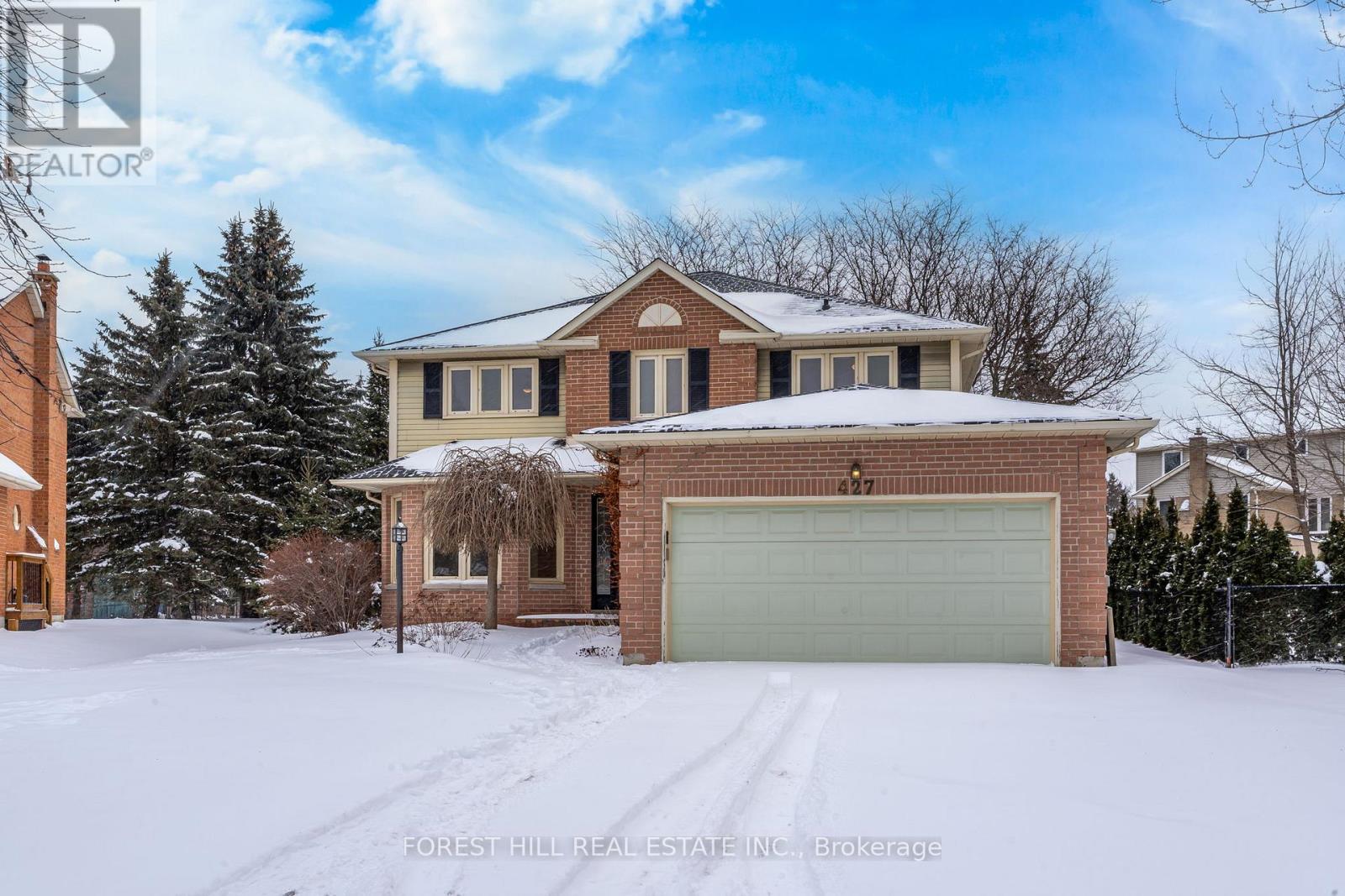 427 MATHEWS COURT, Newmarket, Ontario