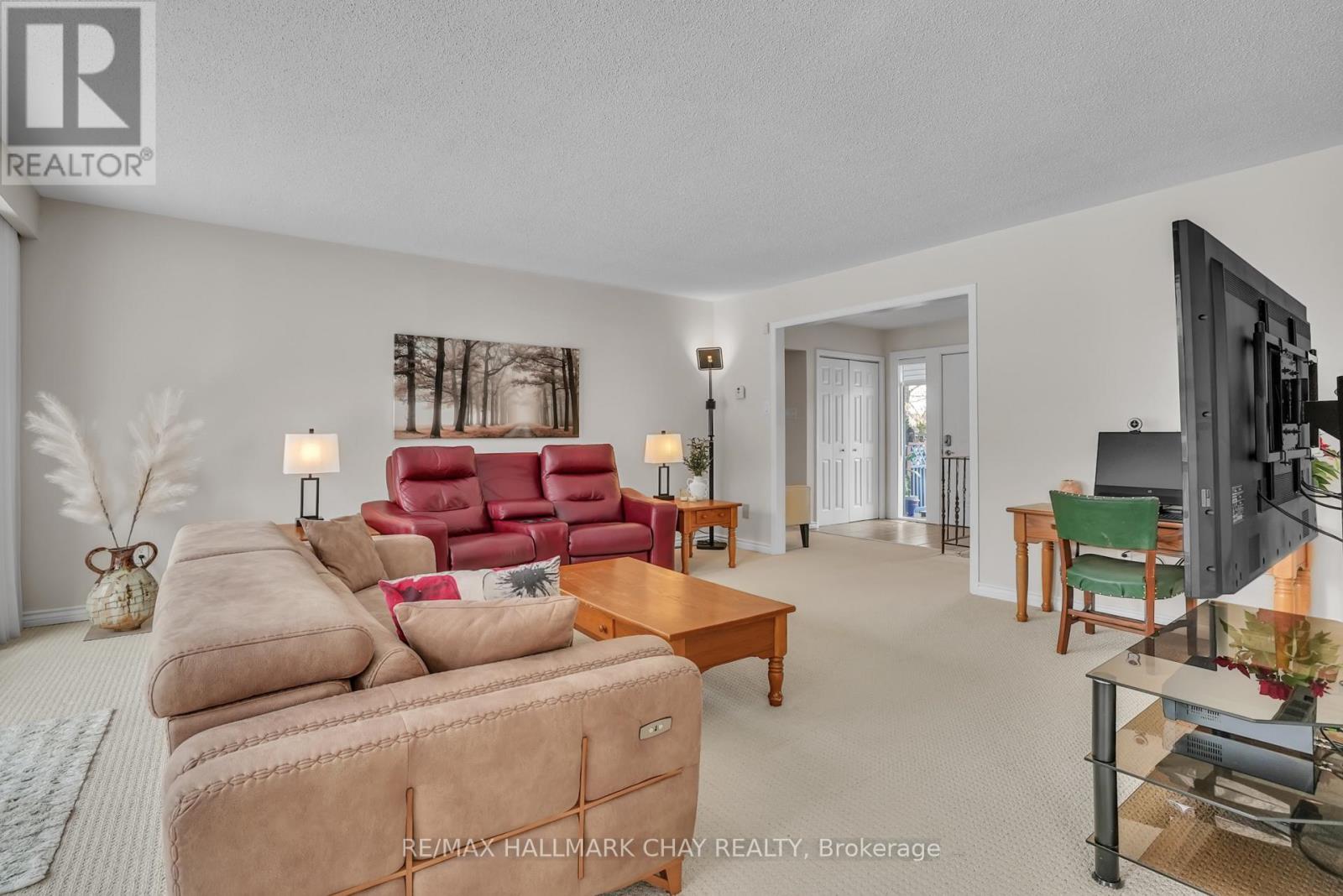 25222 Park Road, Georgina, Ontario  L0E 1R0 - Photo 5 - N12714012