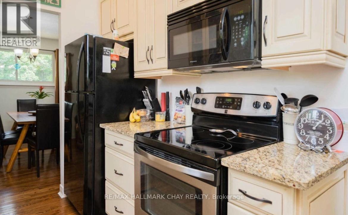 13 Jane Crescent, Barrie (Allandale Heights), Ontario  L4N 3T7 - Photo 6 - S12714124