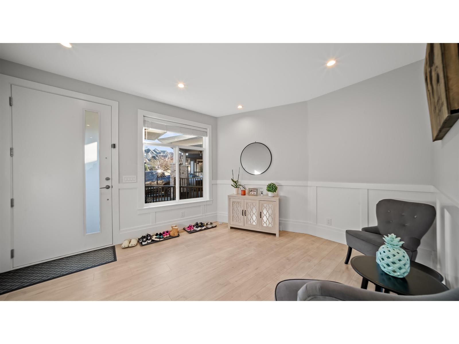 14551 61 Avenue, Surrey, British Columbia  V3S 4R6 - Photo 2 - R3080534