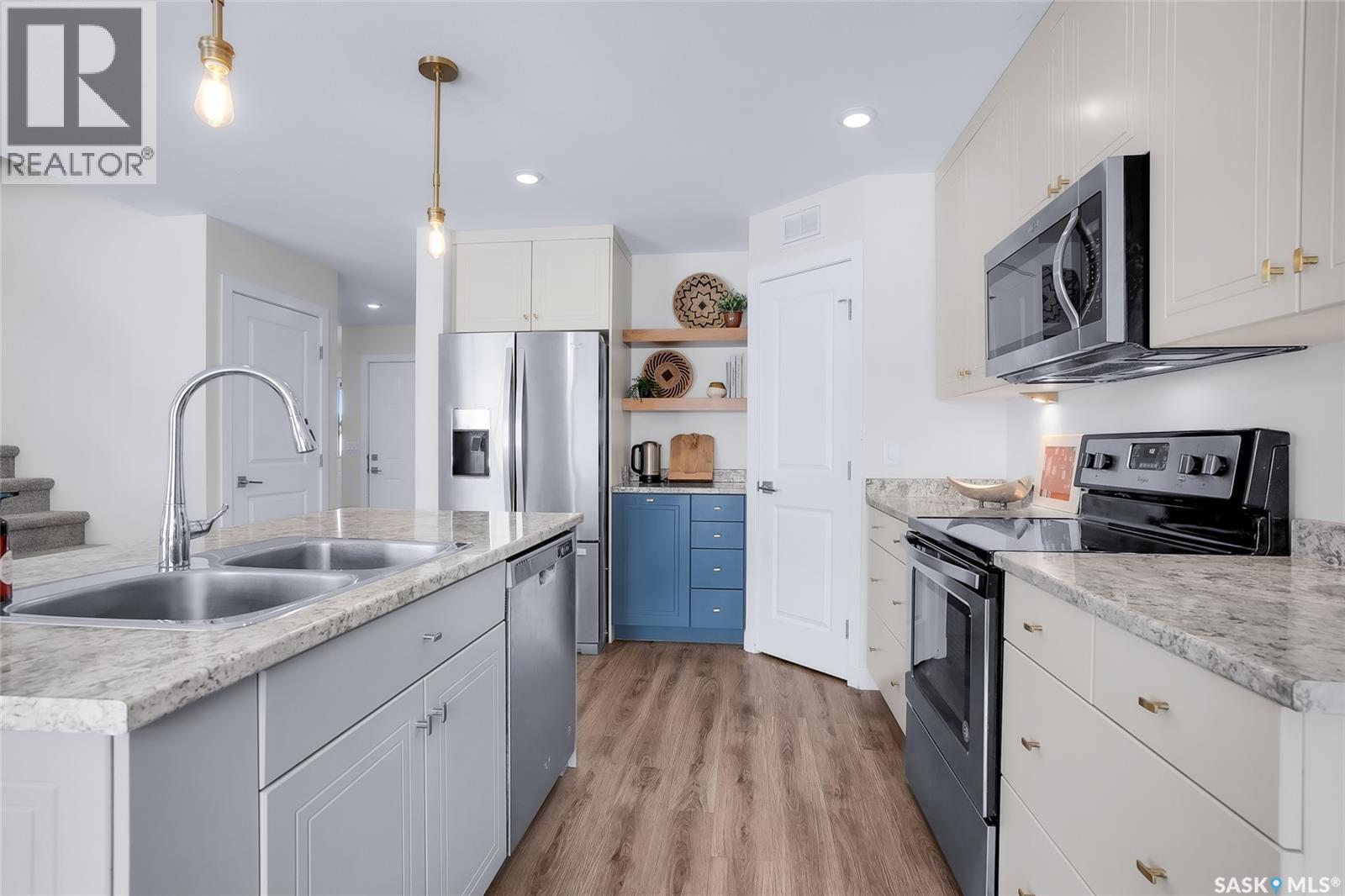 1059 Kolynchuk Crescent, Saskatoon, Saskatchewan  S7T 0V7 - Photo 10 - SK027111