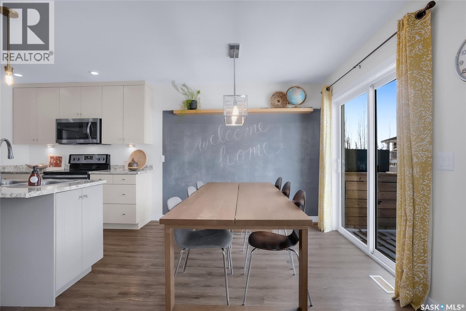 1059 Kolynchuk Crescent, Saskatoon, Saskatchewan  S7T 0V7 - Photo 16 - SK027111