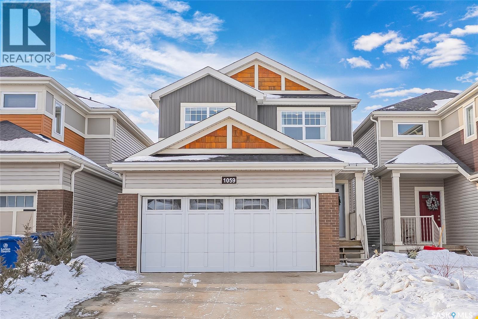 1059 Kolynchuk Crescent, Saskatoon, Saskatchewan  S7T 0V7 - Photo 2 - SK027111