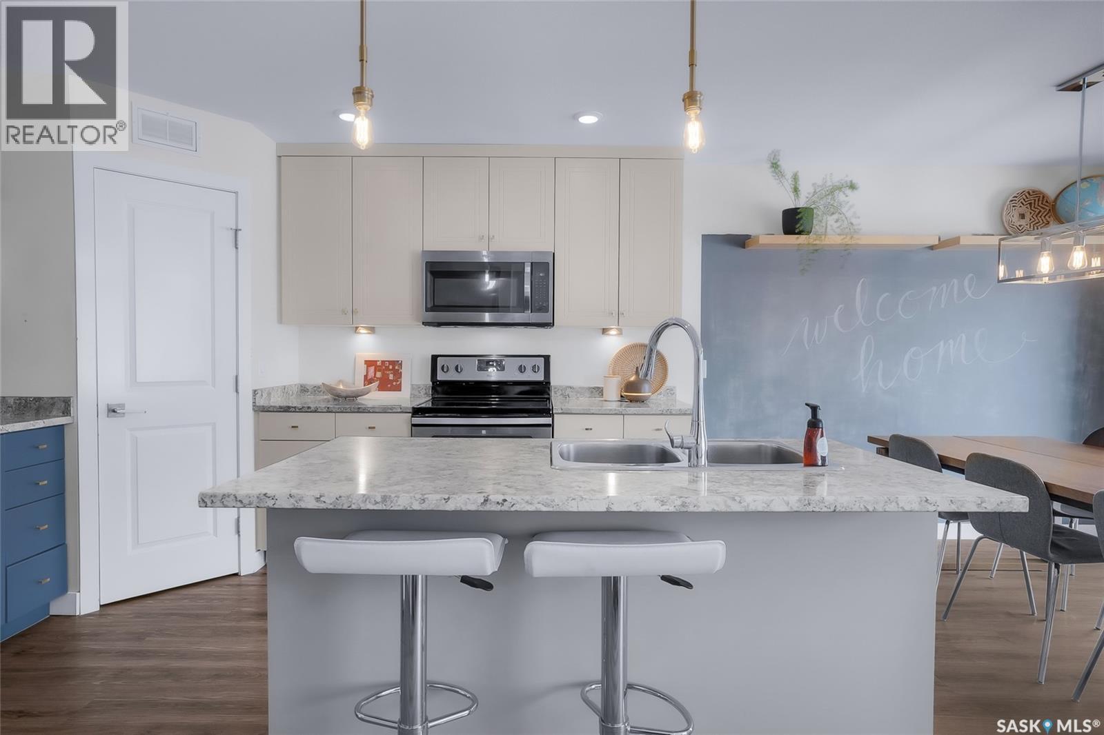 1059 Kolynchuk Crescent, Saskatoon, Saskatchewan  S7T 0V7 - Photo 8 - SK027111