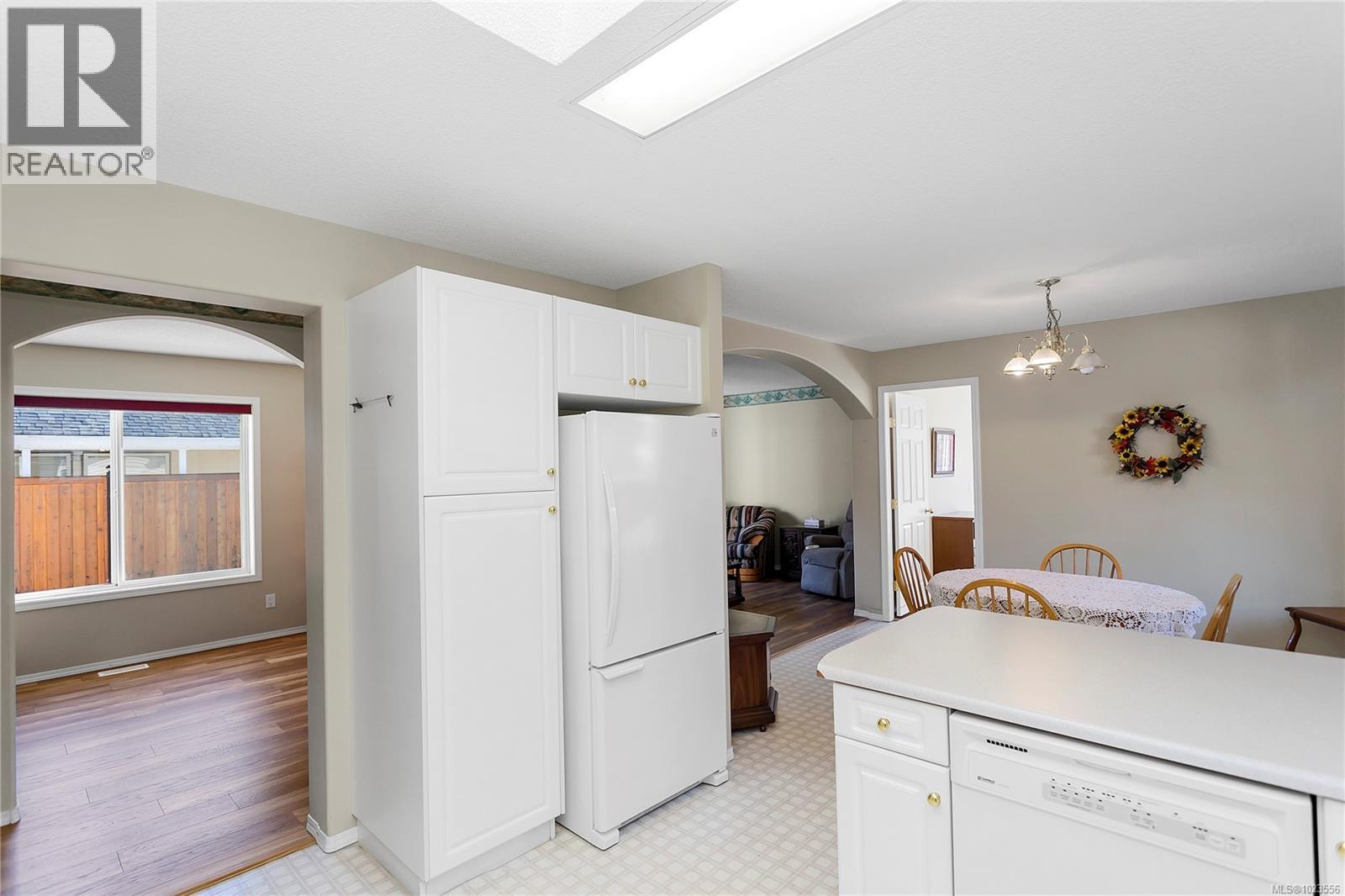 3951 Valewood Dr, Nanaimo, British Columbia  V9T 6B9 - Photo 4 - 1023556