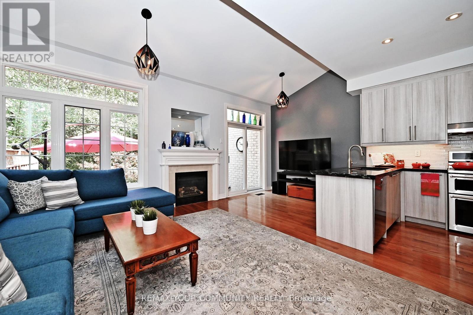 18 - 3 Senator Court, Aurora, Ontario  L4G 7P2 - Photo 14 - N12453919