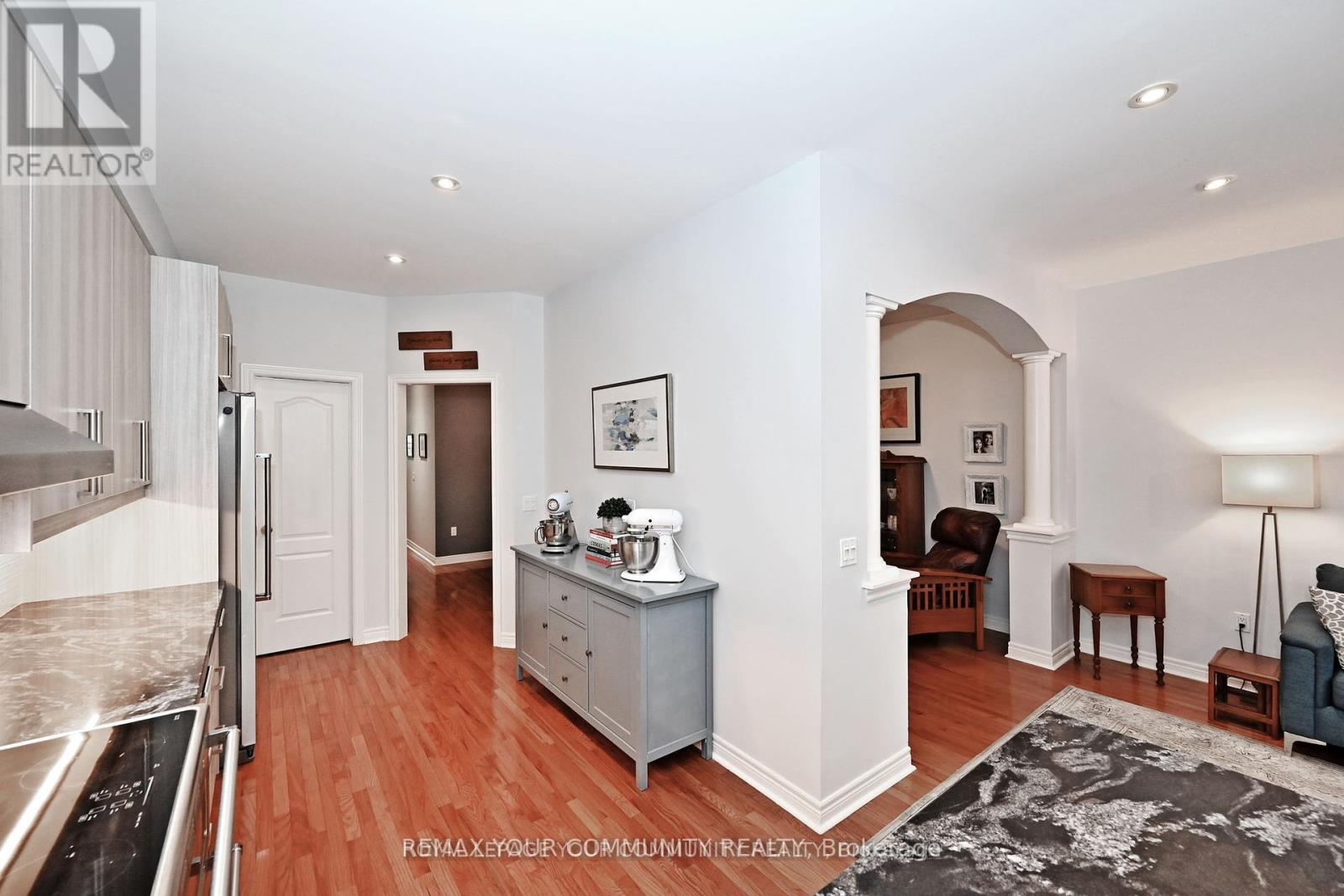 18 - 3 Senator Court, Aurora, Ontario  L4G 7P2 - Photo 20 - N12453919