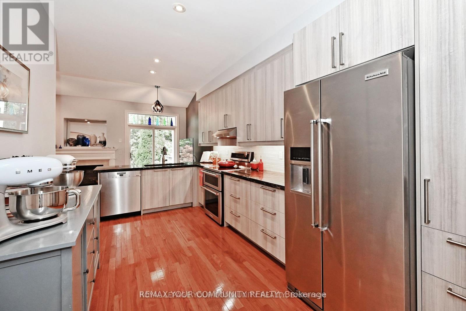 18 - 3 Senator Court, Aurora, Ontario  L4G 7P2 - Photo 17 - N12453919