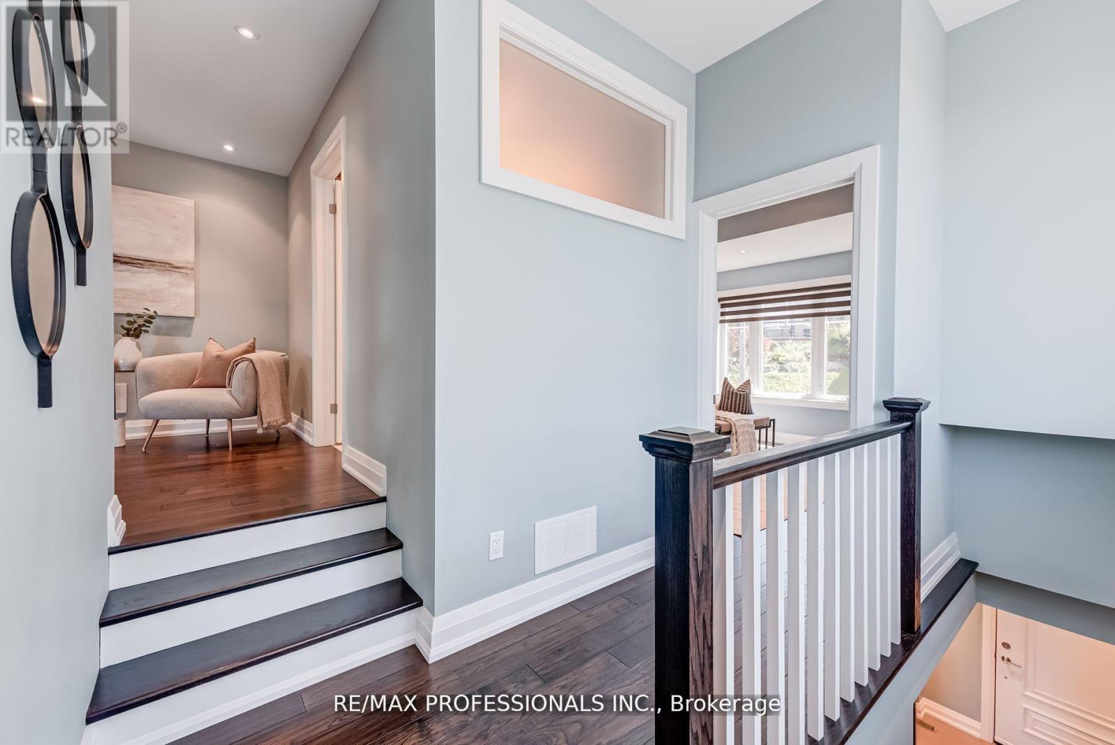 372 Silverthorn Avenue, Toronto, Ontario  M6M 3G9 - Photo 23 - W12713992