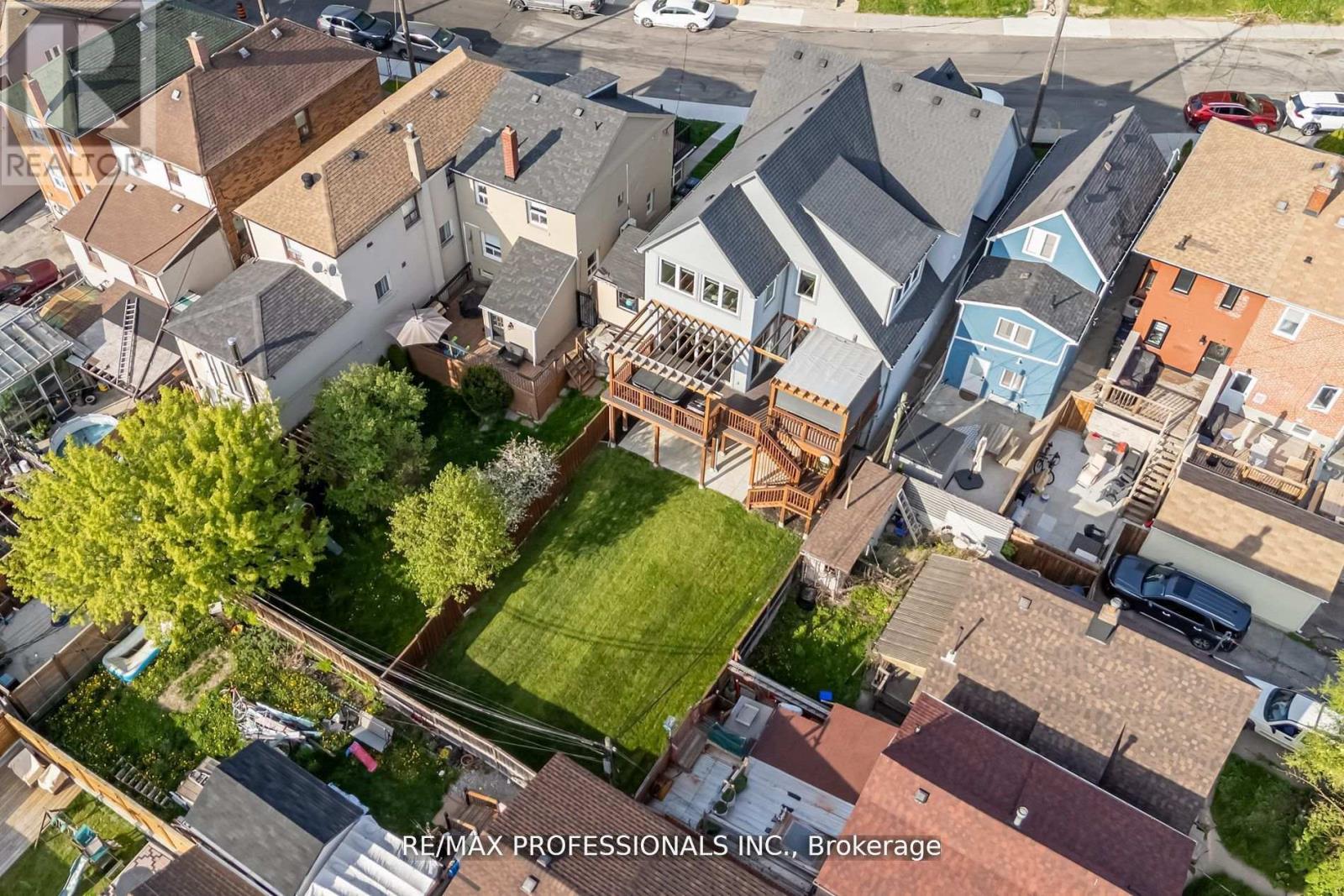 372 Silverthorn Avenue, Toronto, Ontario  M6M 3G9 - Photo 49 - W12713992