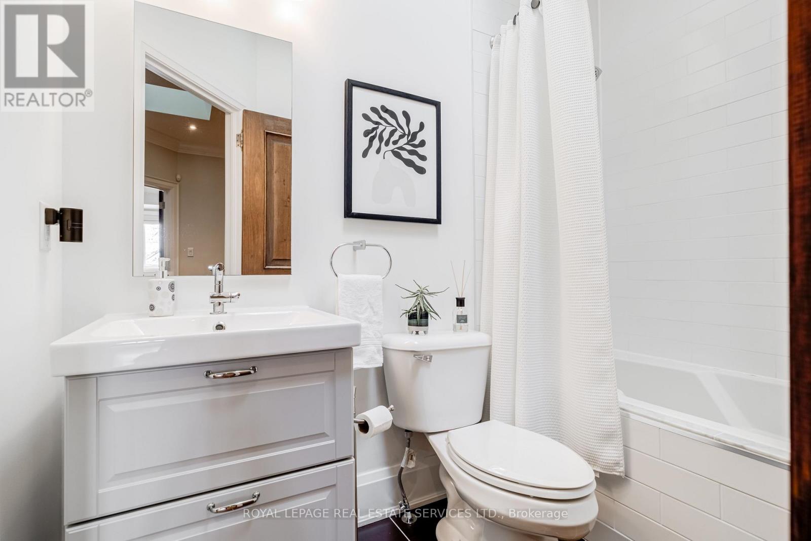 79 Raymond Avenue, Toronto, Ontario  M6S 2B1 - Photo 26 - W12713994