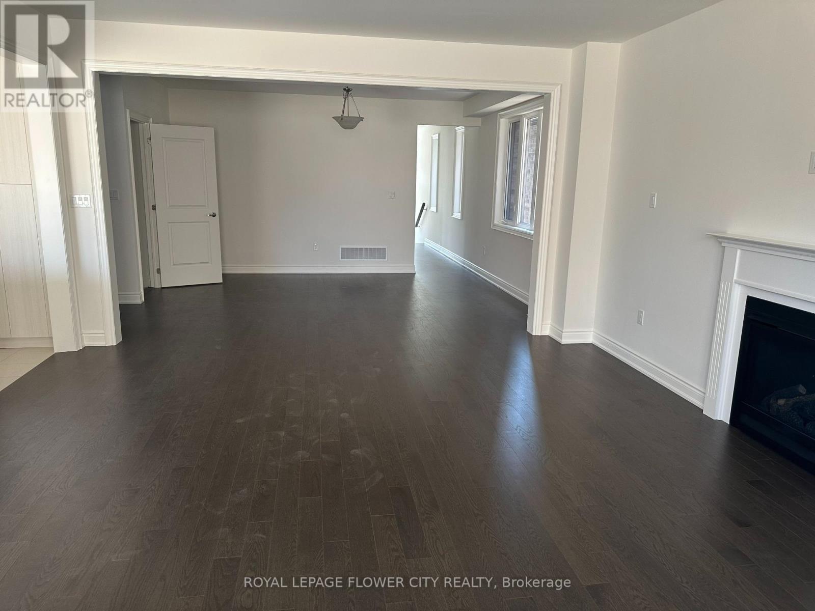 7 Ann Mckee Street, Caledon, Ontario  L7C 4M8 - Photo 6 - W12714056