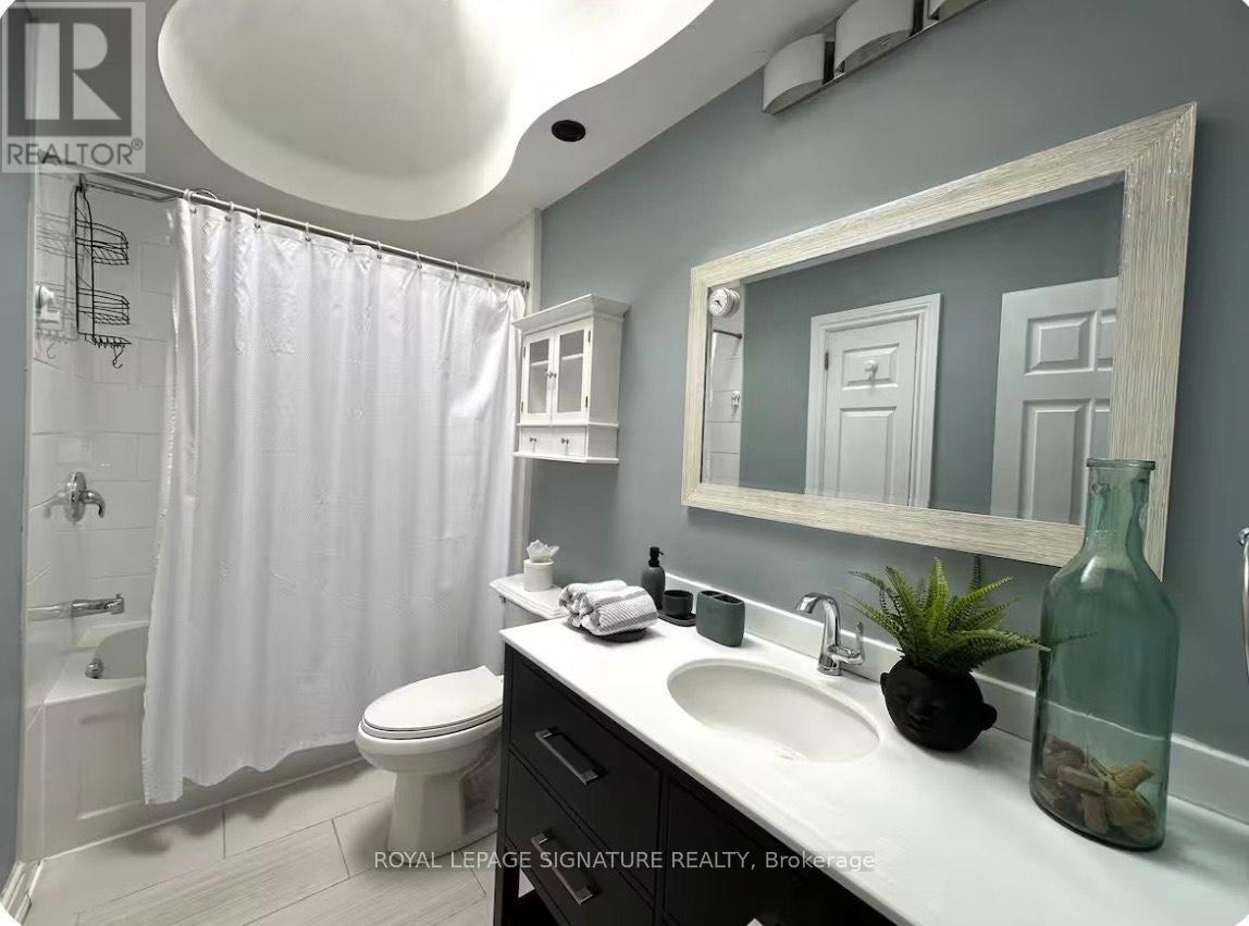 1353 Sheldon Avenue, Oakville, Ontario  L6L 2P9 - Photo 14 - W12714126