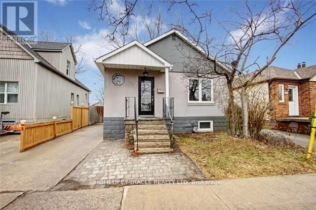 Bsmt - 1058 Alexandra Avenue, Mississauga, Ontario  L5E 2A8 - Photo 1 - W12714172