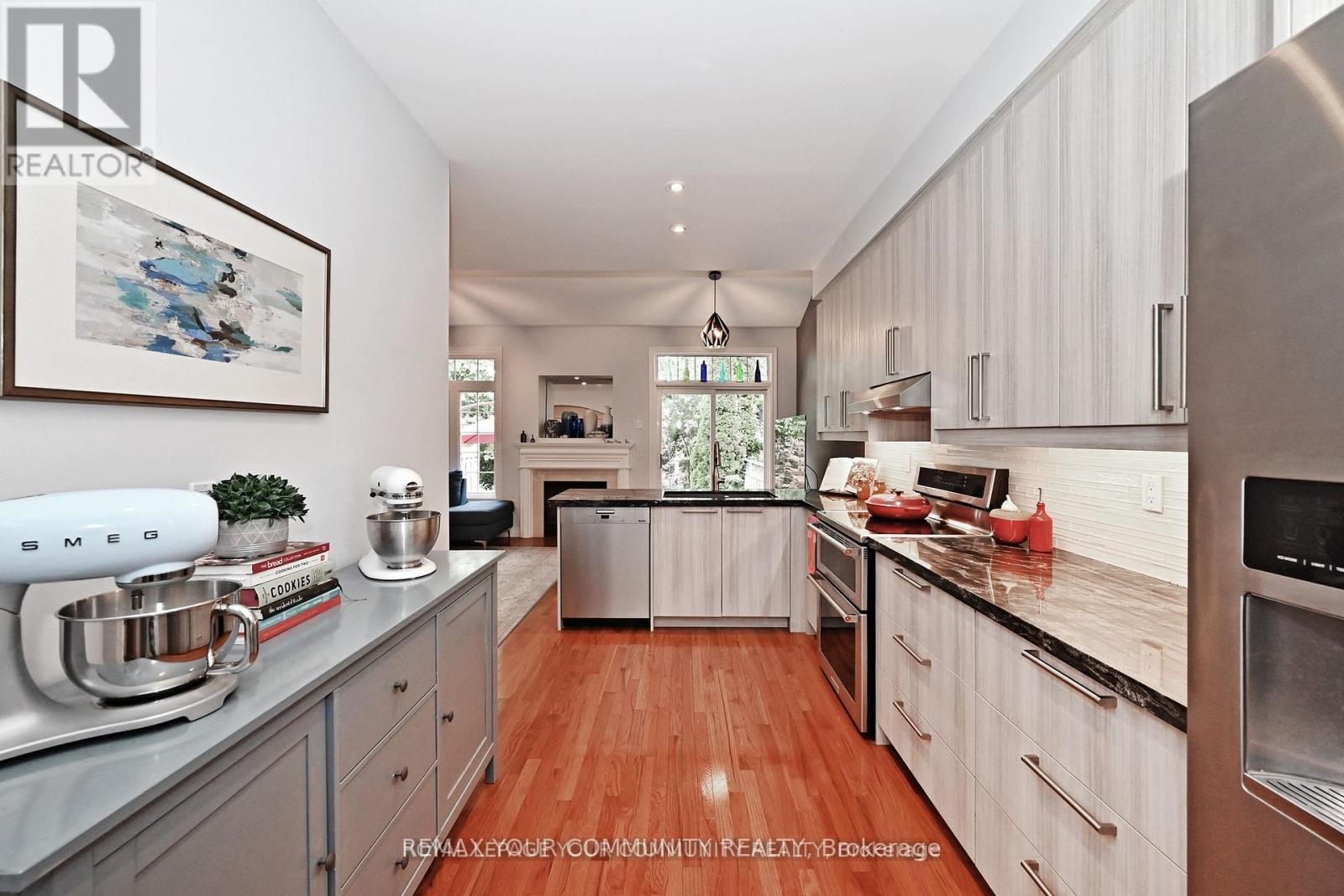 18 - 3 Senator Court, Aurora, Ontario  L4G 7P2 - Photo 18 - N12453919