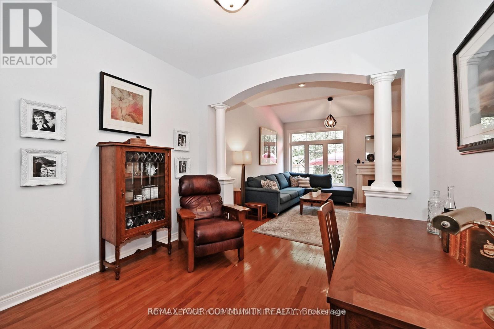 18 - 3 Senator Court, Aurora, Ontario  L4G 7P2 - Photo 8 - N12453919