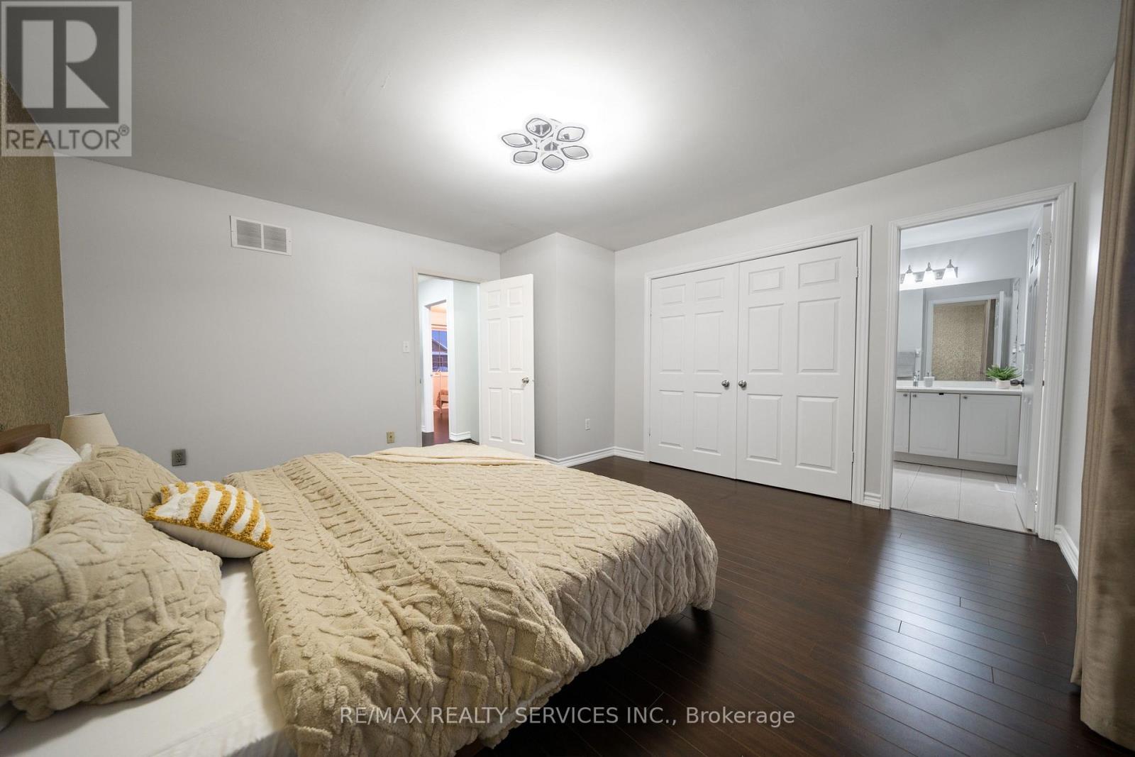 24 Florence Drive, Brampton, Ontario  L7A 2M4 - Photo 36 - W12708436