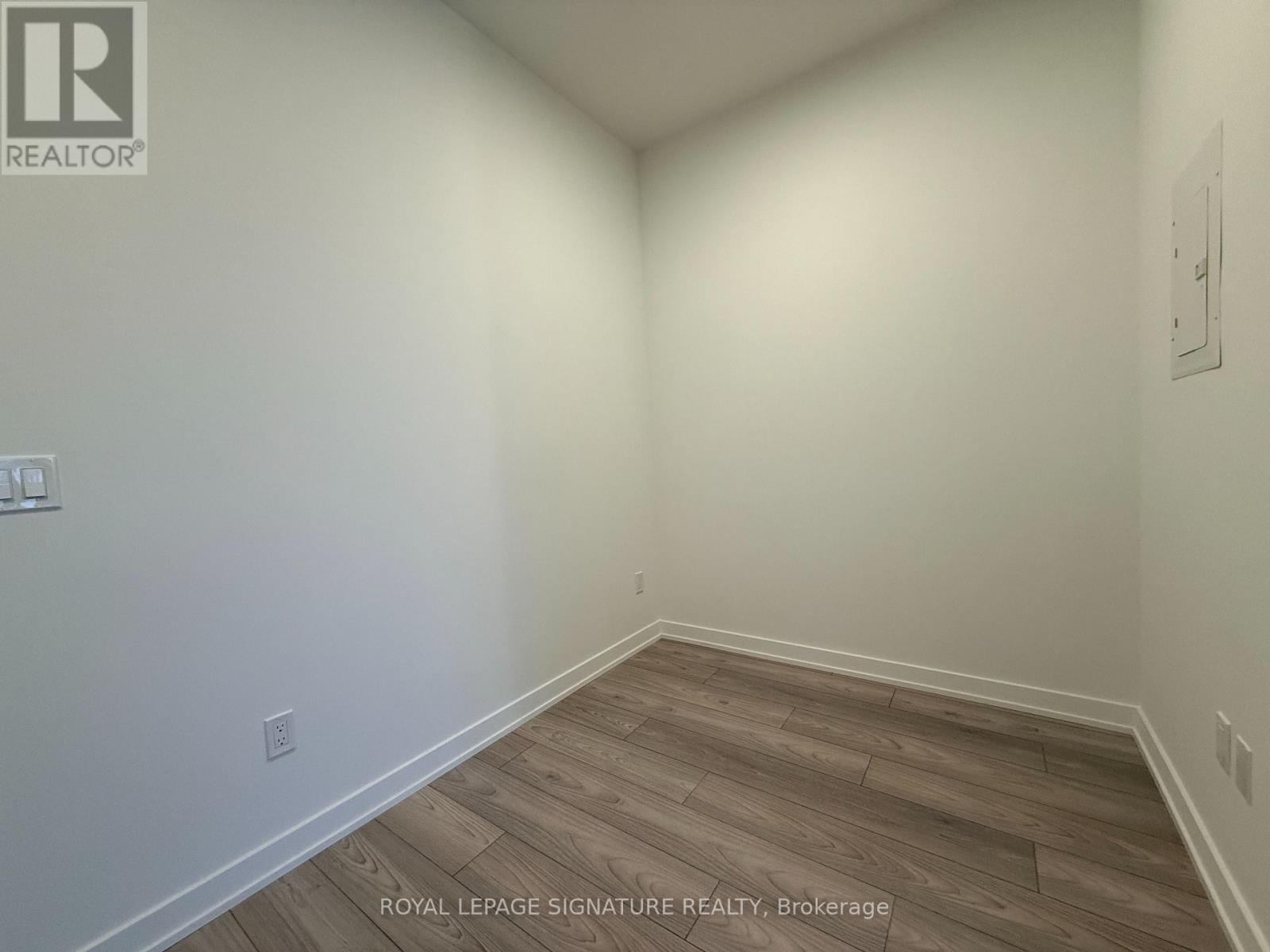 505 - 1007 The Queensway, Toronto, Ontario  M8Z 0H4 - Photo 4 - W12714140