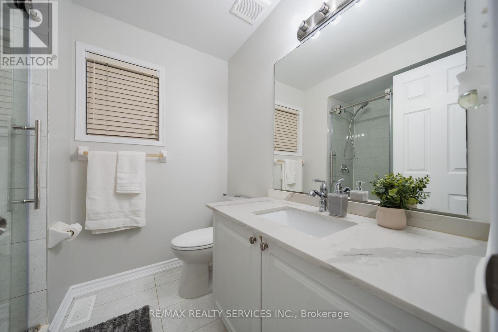 24 Florence Drive, Brampton, Ontario  L7A 2M4 - Photo 42 - W12708436