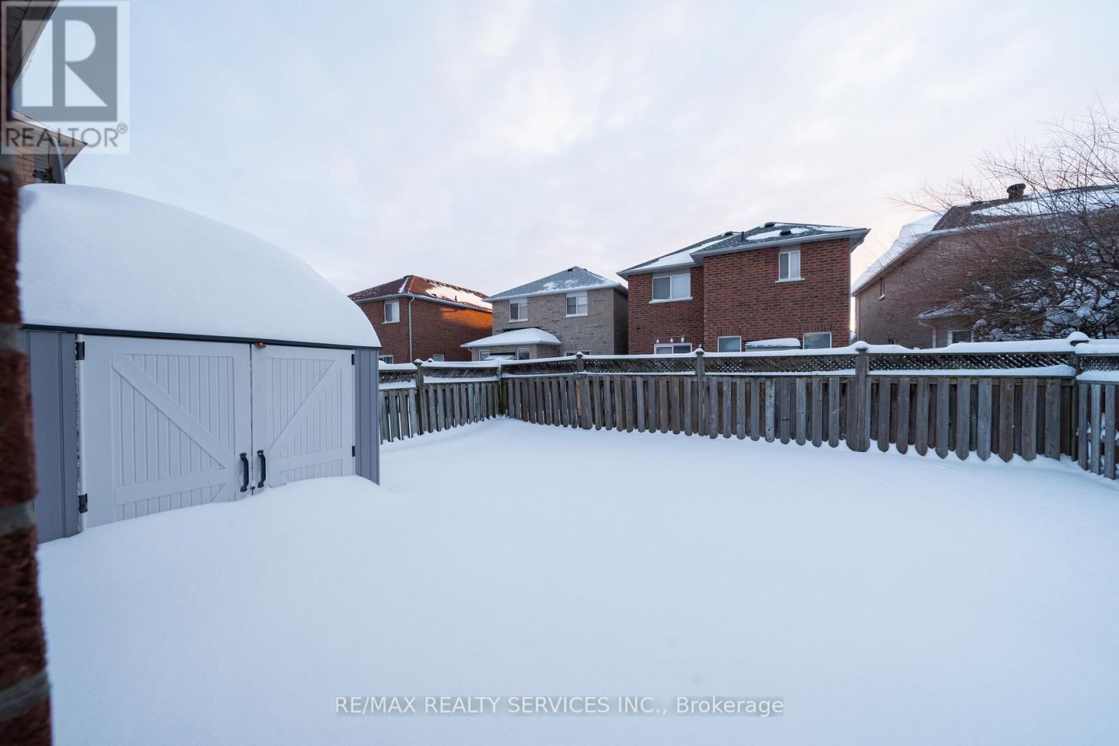 24 Florence Drive, Brampton, Ontario  L7A 2M4 - Photo 45 - W12708436