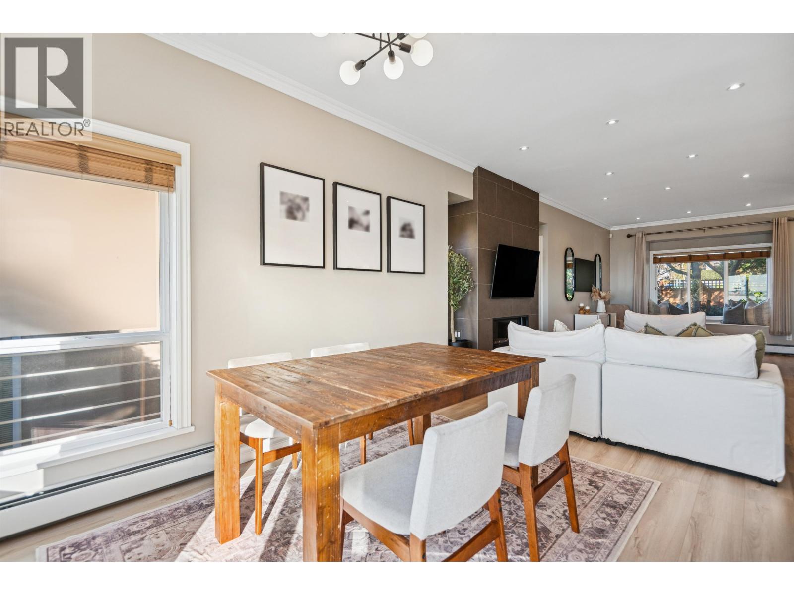 333 E Keith Road, North Vancouver, British Columbia  V7L 1V6 - Photo 9 - R3081053