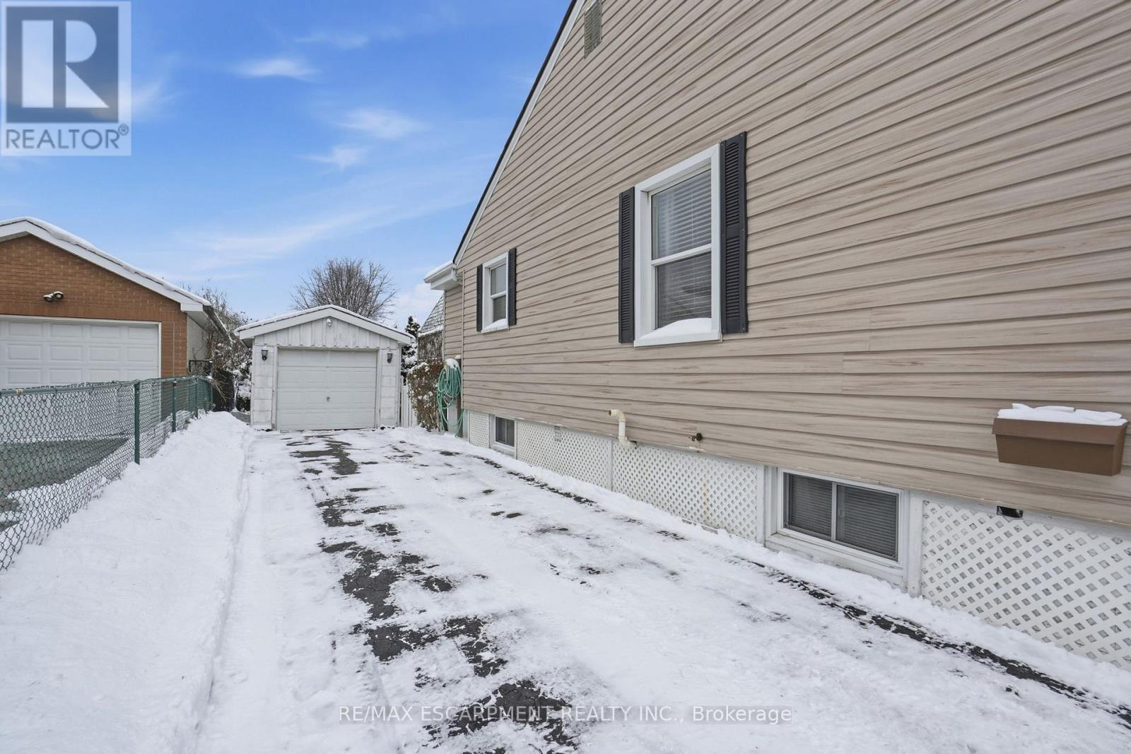 363 Limeridge Road E, Hamilton, Ontario  L9A 2S8 - Photo 46 - X12714010