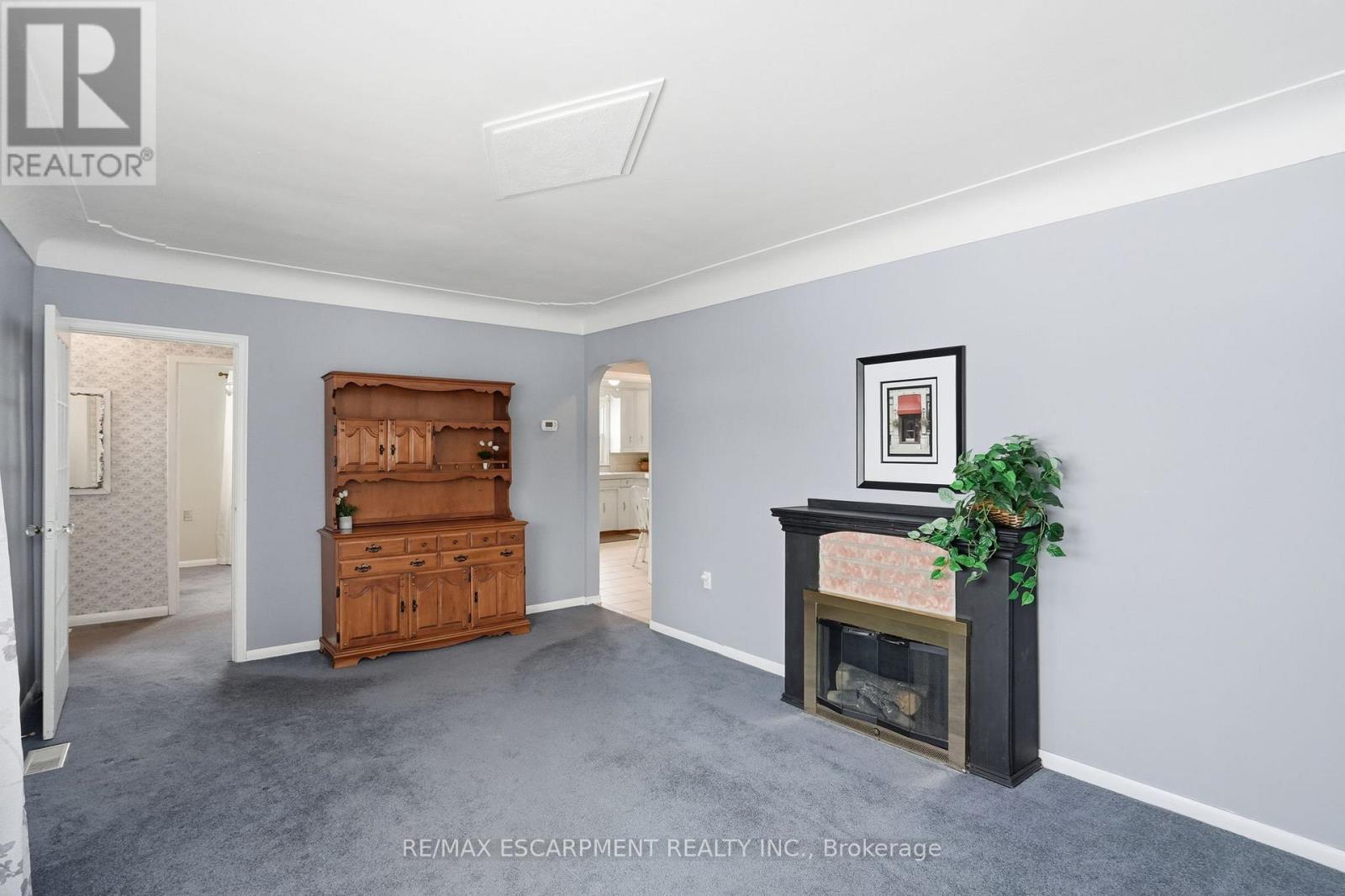 363 Limeridge Road E, Hamilton, Ontario  L9A 2S8 - Photo 7 - X12714010