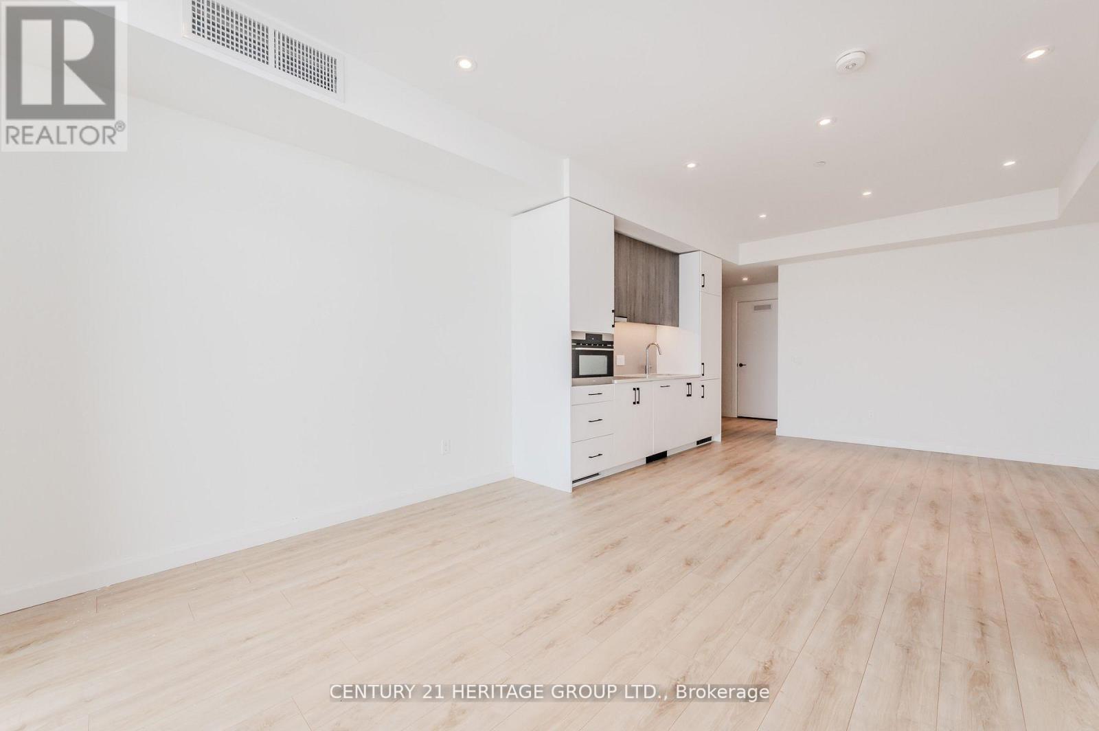 703 - 741 King Street W, Kitchener, Ontario  N2G 1E5 - Photo 19 - X12714036