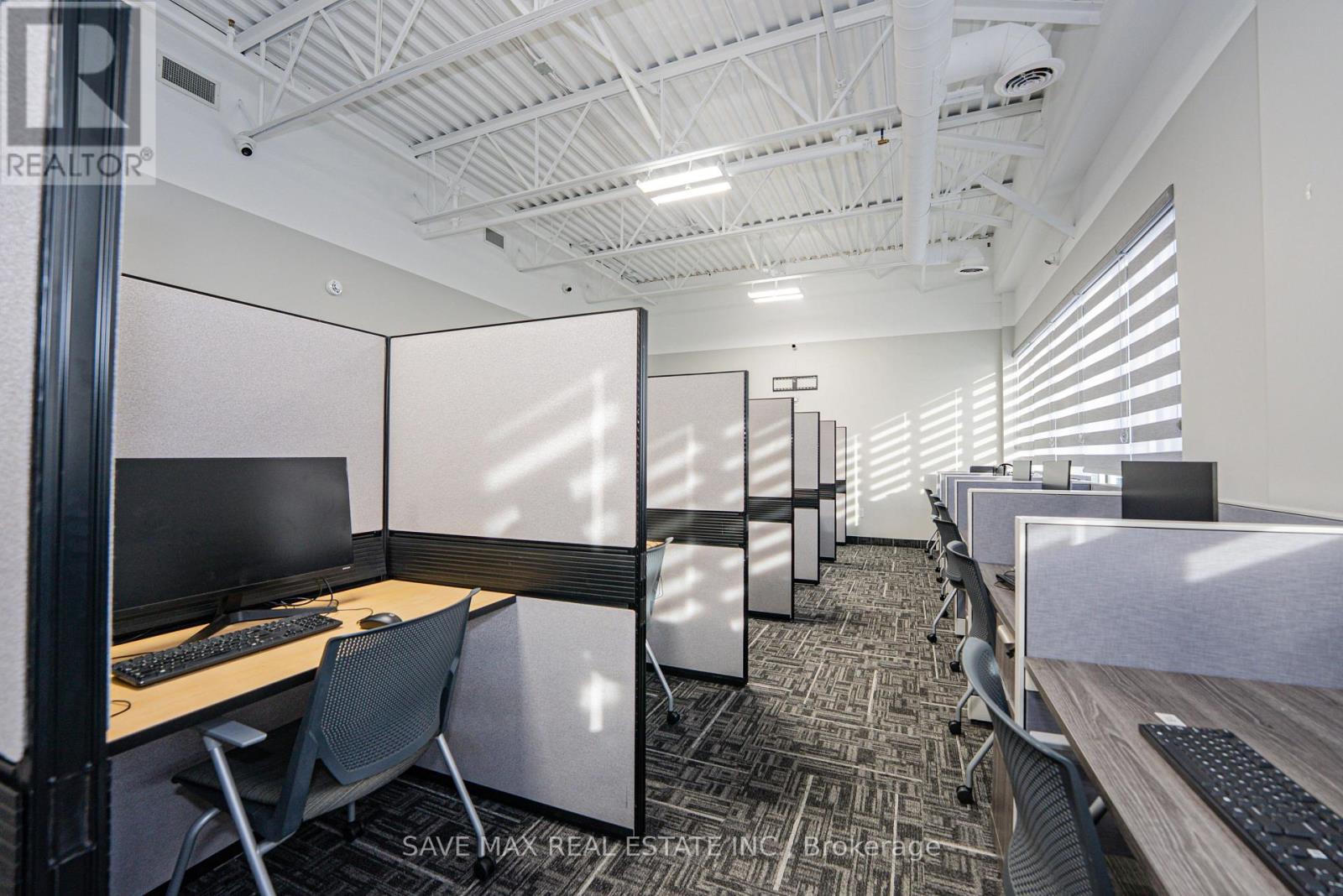 H212 - 460 Hespeler Road, Cambridge, Ontario  L1R 6J7 - Photo 14 - X12714052