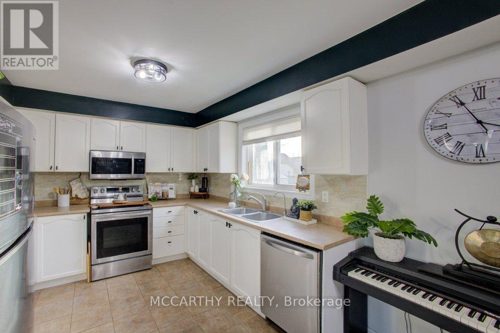 218 Marilyn Street, Shelburne, Ontario  L9V 3C7 - Photo 13 - X12714066