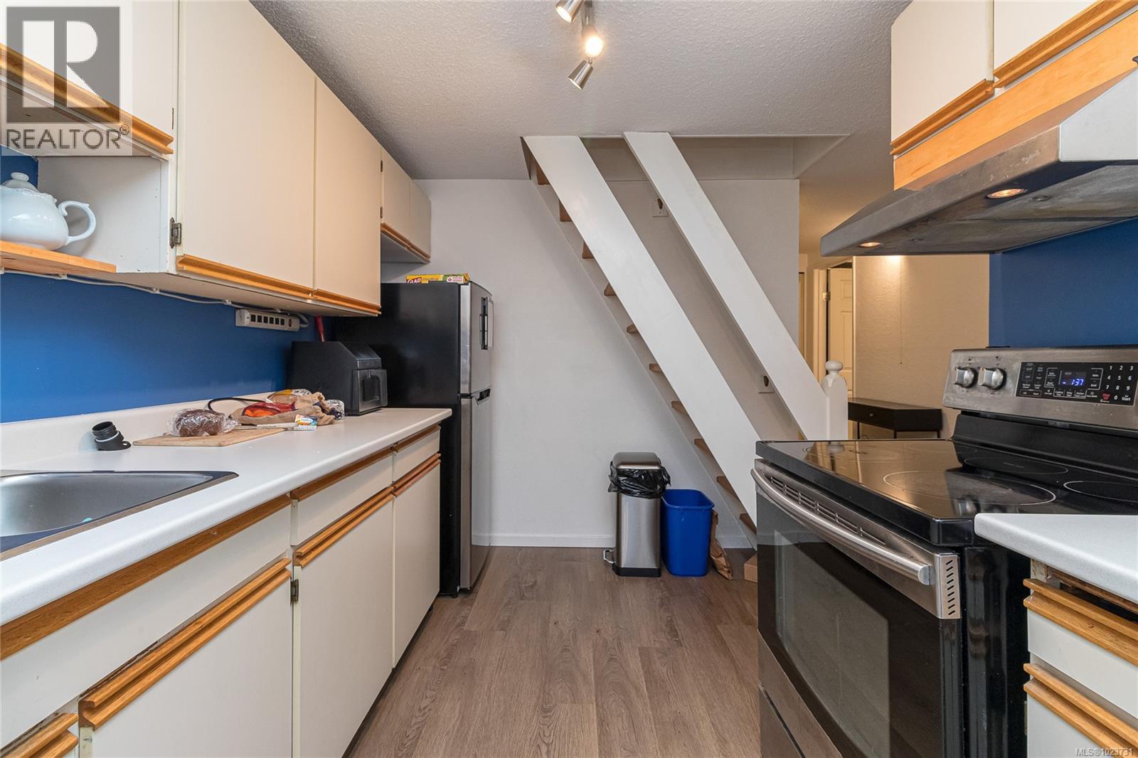 419 1005 Mckenzie Ave, Saanich, British Columbia V8X 4A9 - Photo 12 - 1023731