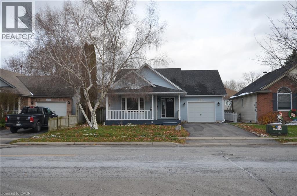 1211 Tamarac Street, Dunnville, Ontario  N1A 3G6 - Photo 1 - 40799850