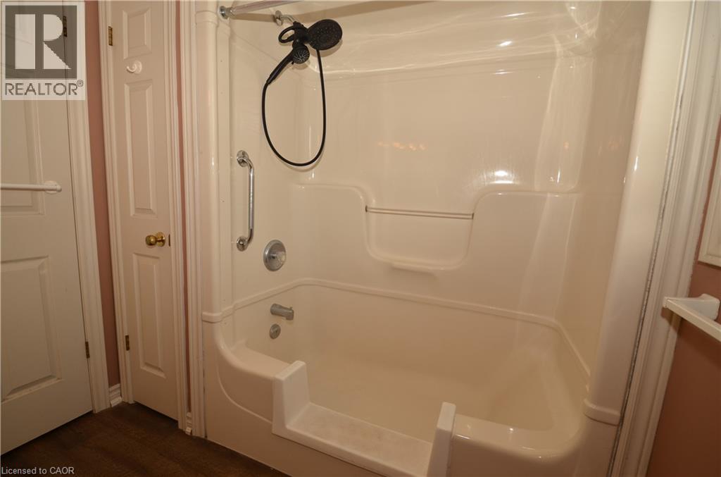 1211 Tamarac Street, Dunnville, Ontario  N1A 3G6 - Photo 16 - 40799850