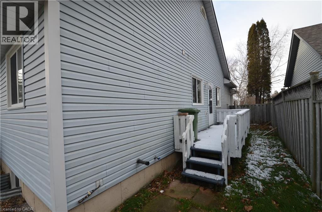 1211 Tamarac Street, Dunnville, Ontario  N1A 3G6 - Photo 8 - 40799850