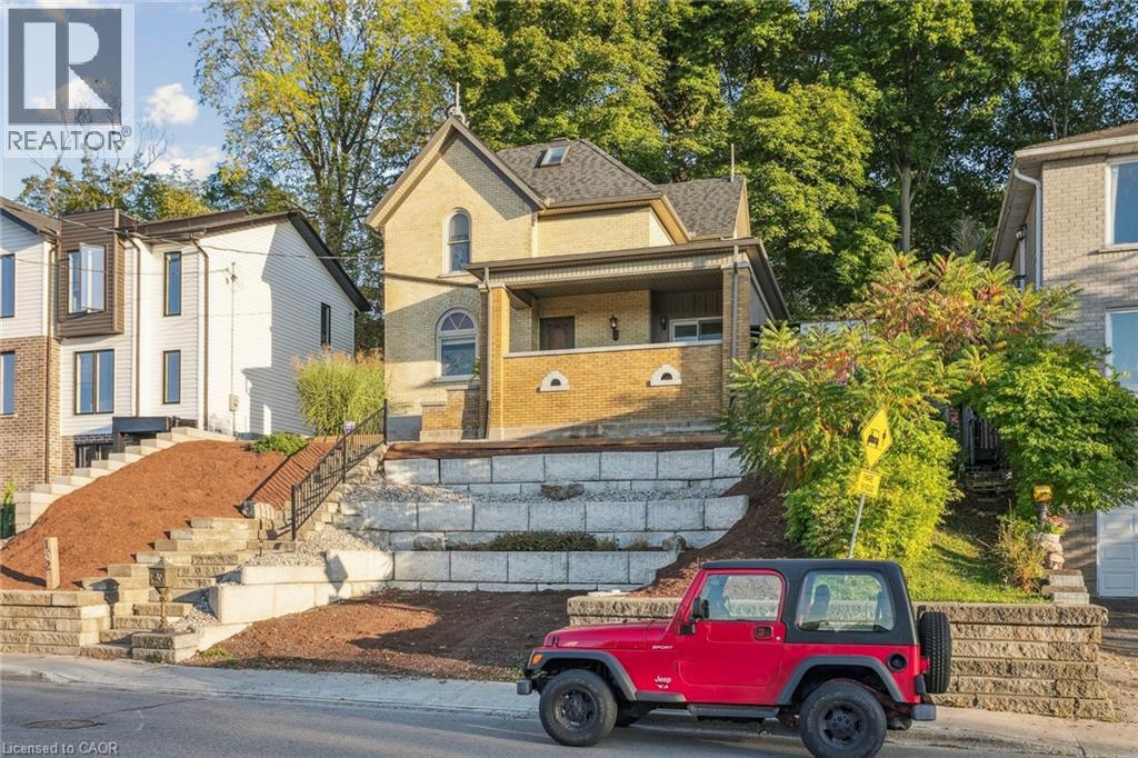 132 Queen Street W, Cambridge, Ontario  N3C 1G3 - Photo 4 - 40799697