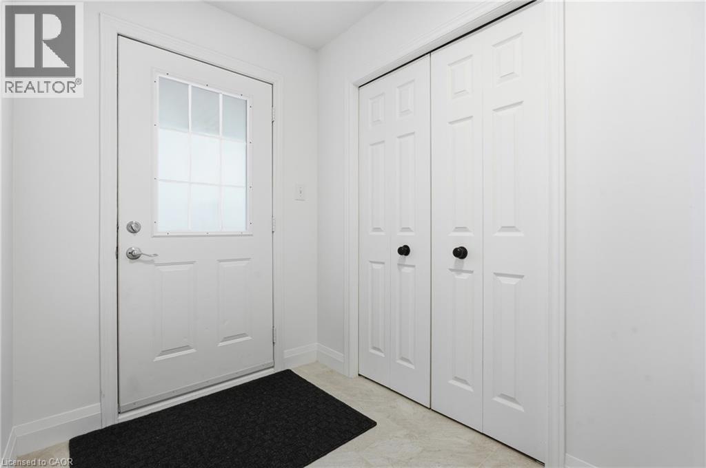 50 Dahlia Street, Kitchener, Ontario  N2E 4B1 - Photo 4 - 40799579